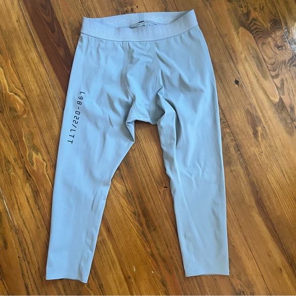 Lululemon Men’s  License to Train Tights Leggings 21" Athletic size XL Gray - Picture 1 of 13